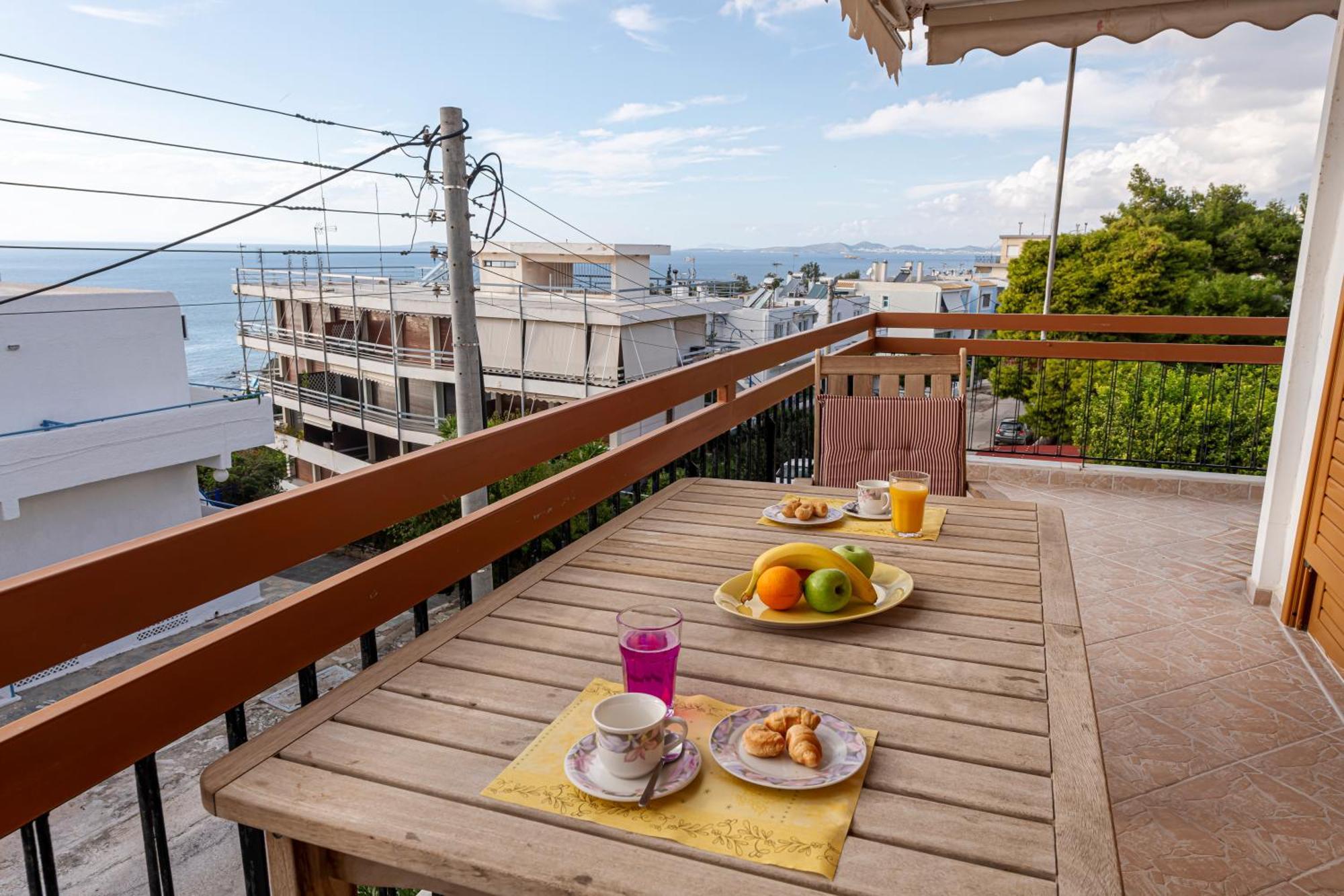 Sea View Apartment 100M From The Beach Saronida Kültér fotó